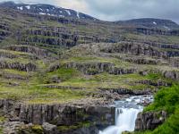 Fotostopp beim Nykurhylsfoss - Ostfjorde